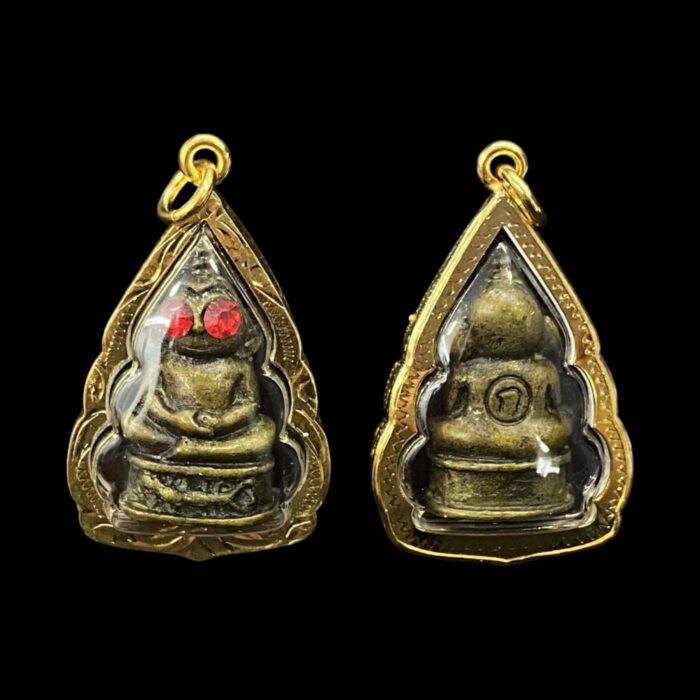Phra Ngang Red Eyes Amulet by LP Koi 2561 – Bild 2