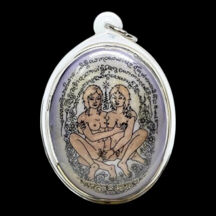 Amanti lesbiche del kamasutra di kruba thamamuni