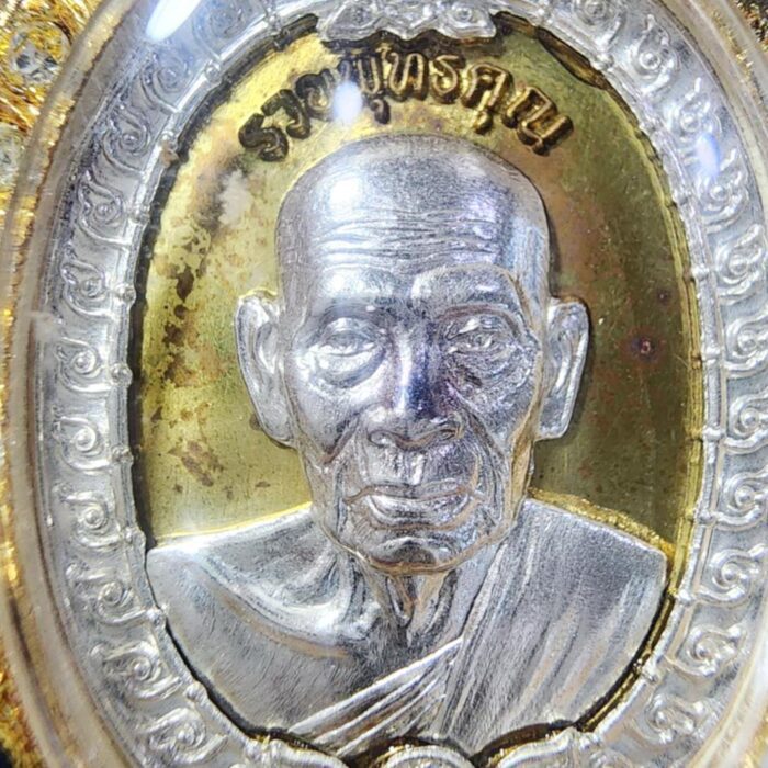 Ruay Phutthakhun Thao Wessuwan Amulet by LP Phat  – Bild 3
