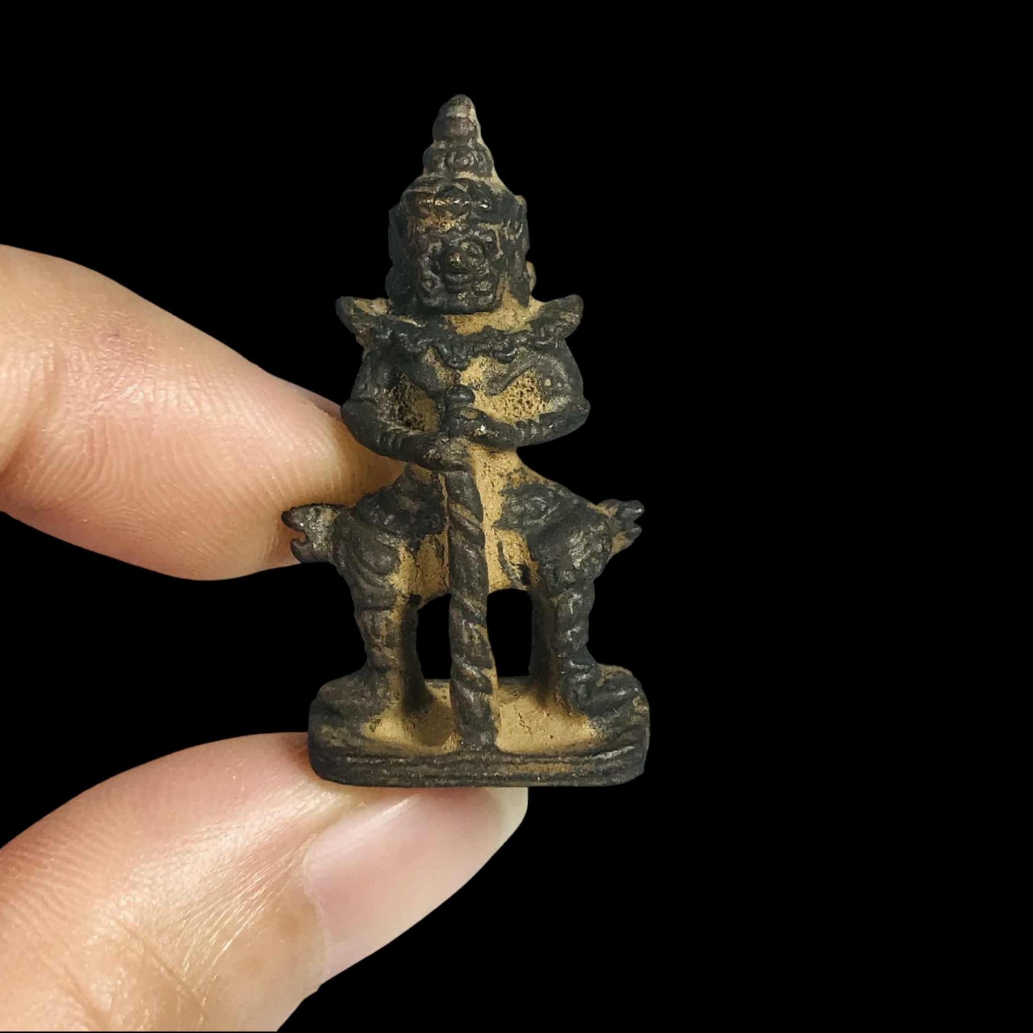 Thao Wessuwan LP Moon Thao Wessuwan Thep Sathit par LP Moon 2544 Thao Wessuwan LP Lune