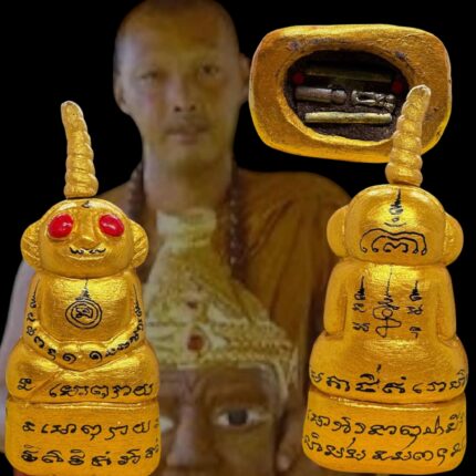 Statua Phaya Ngang Ta Pohn di Ajarn Amnat 2566