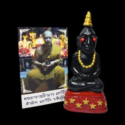 Statua di Phra Ngang Ajarn Amnat 2563